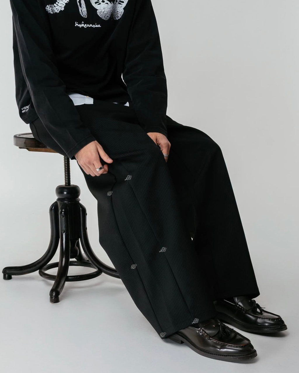 Noir Drape Pants