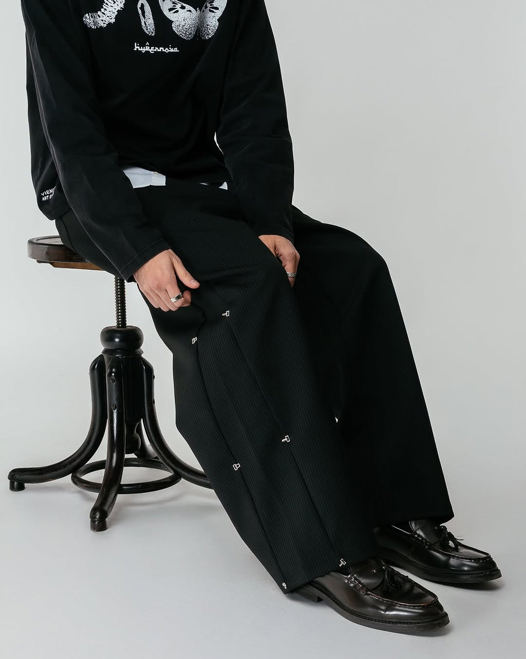 Noir Drape Pants